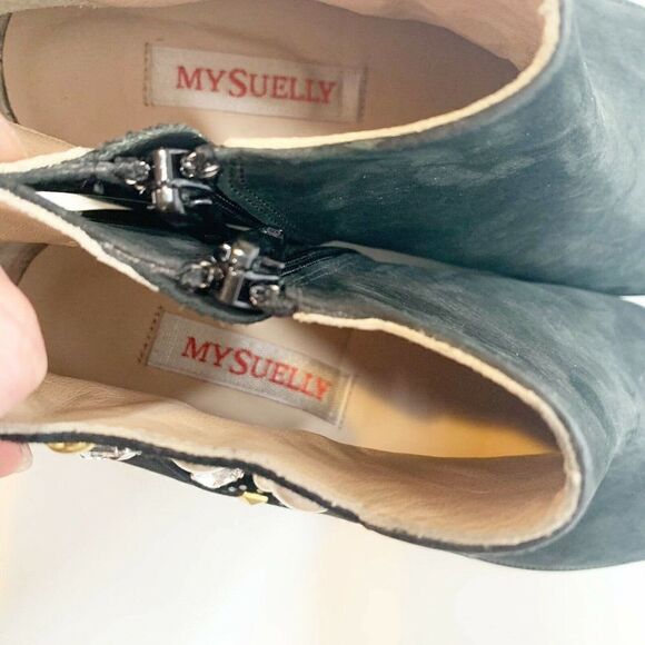 My Suelly Black Suede Ankle Booties with Rivets And Crystals Size 6 - Picture 7 of 9